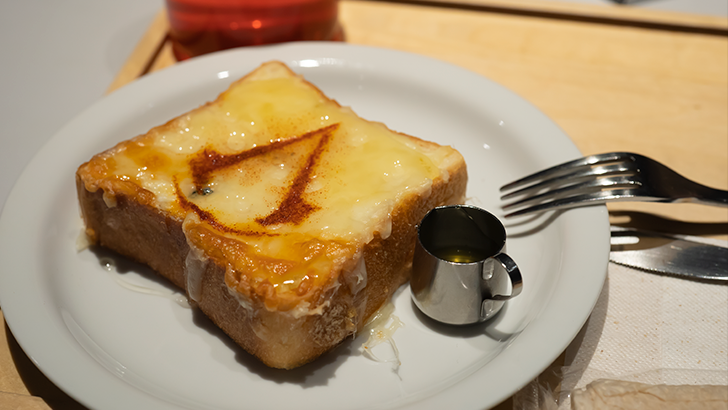 Erleben Sie Assassins Creed Shadows Cafe in Harajuku